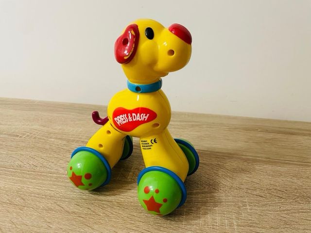 Perrito Juguete Presiona y Corre Amarillo