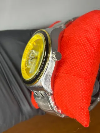 Reloj Sh Hombre Dorado y Plateado