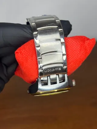 Reloj Sh Hombre Dorado y Plateado