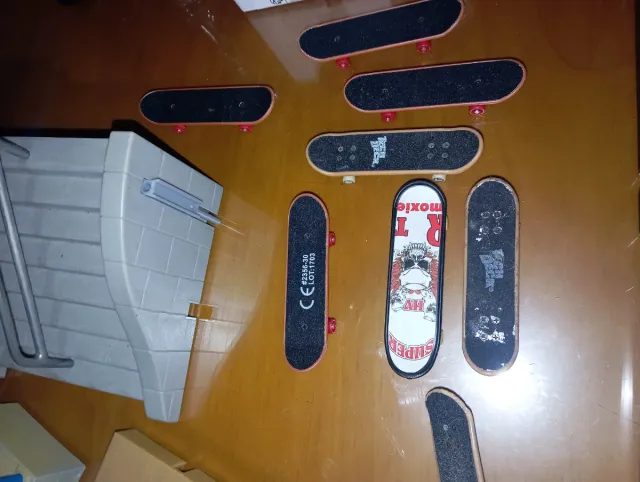 Pistas y accesorios skate park