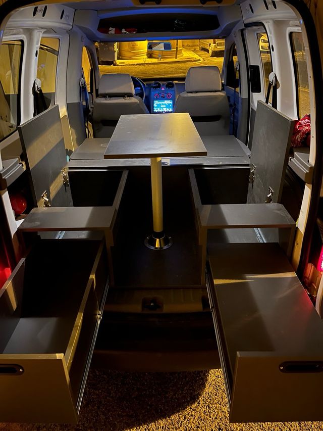 Volkswagen Caddy Camper