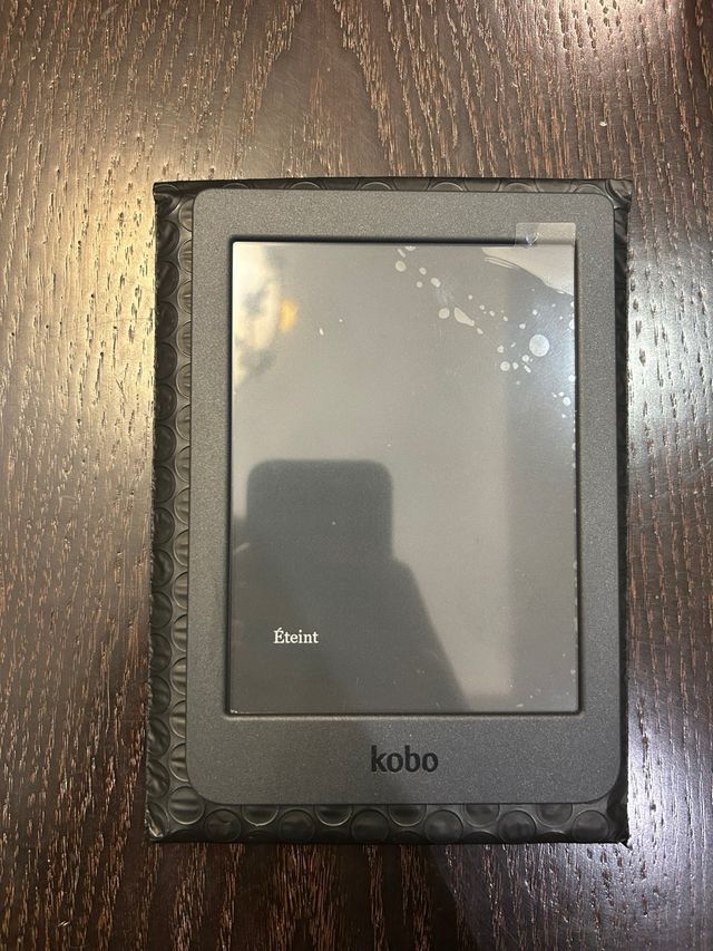 Kobo Nia com caixa NOVO