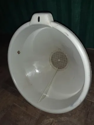 Embudo de plástico blanco con colador ver fotos