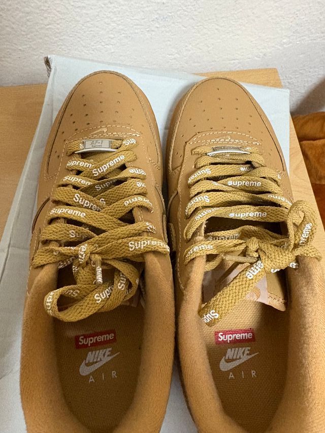Nike Air Force 1 x Supreme Marrones Talla 39