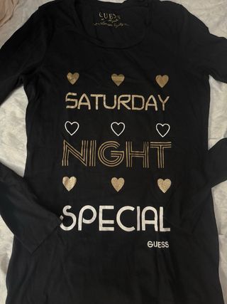 Camiseta Guess Negra y Dorada