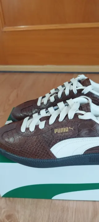 Zapatillas Puma Marrones y Blancas. Nuevas