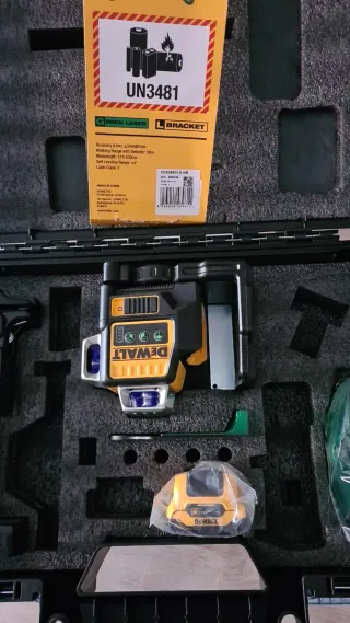 Nivel Láser DeWalt Verde