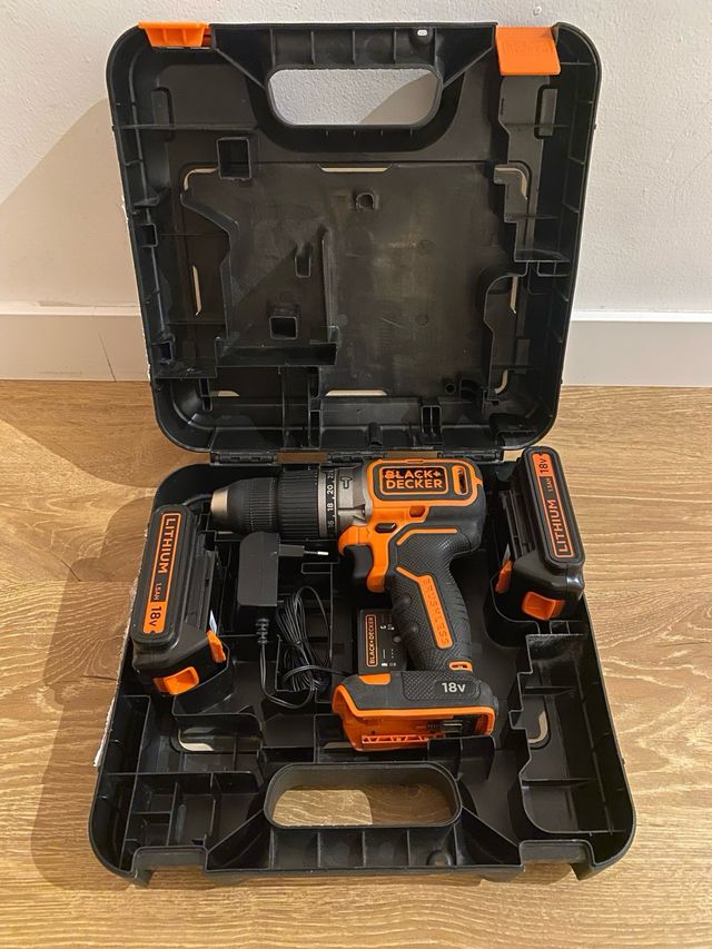 Taladro Percutor Black+Decker Brushless 18V