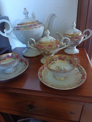 Servizio da tè in porcellana Jlmenau 1777