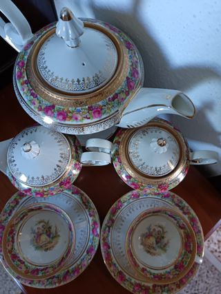 Servizio da tè in porcellana Jlmenau 1777