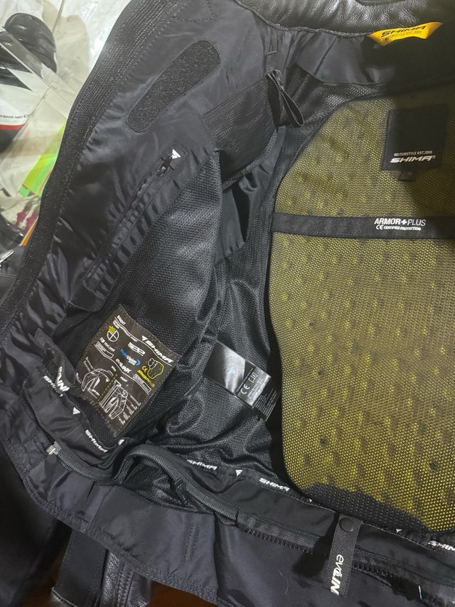 Chaqueta moto Cuero Shima Talla 52