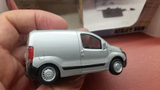 2 Furgoni a Scala 1:43 Fiat e Renault