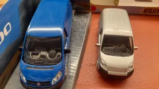 2 Furgoni a Scala 1:43 Fiat e Renault