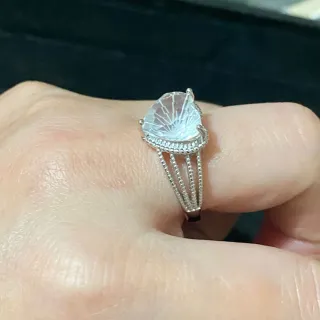 Anillo Corazón Cuarzo Blanco Acero Inoxidable