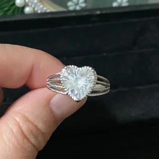 Anillo Corazón Cuarzo Blanco Acero Inoxidable