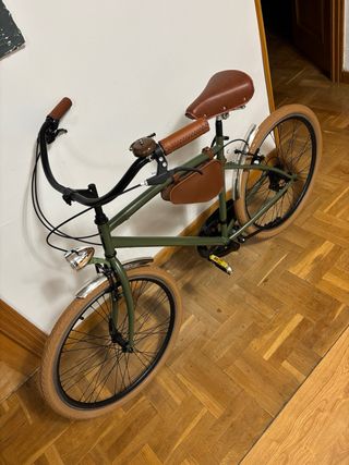Bicicleta estilo vintage verde