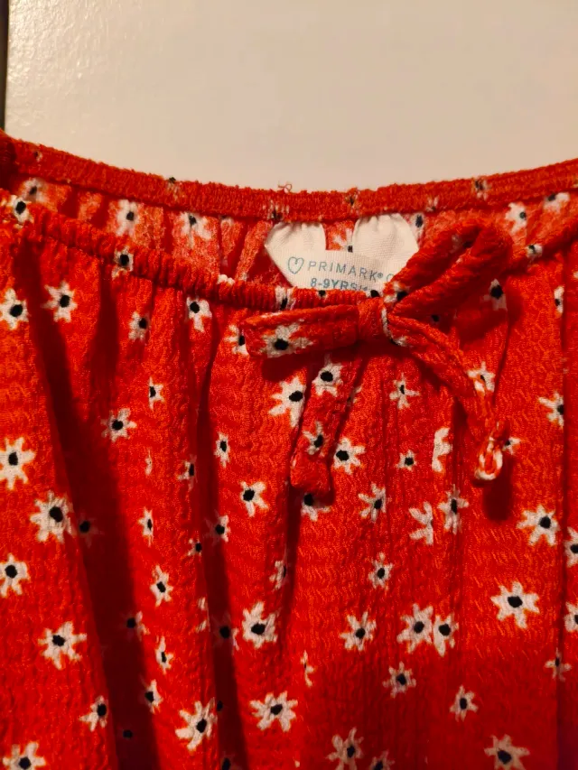 Vestido rojo floral Primark