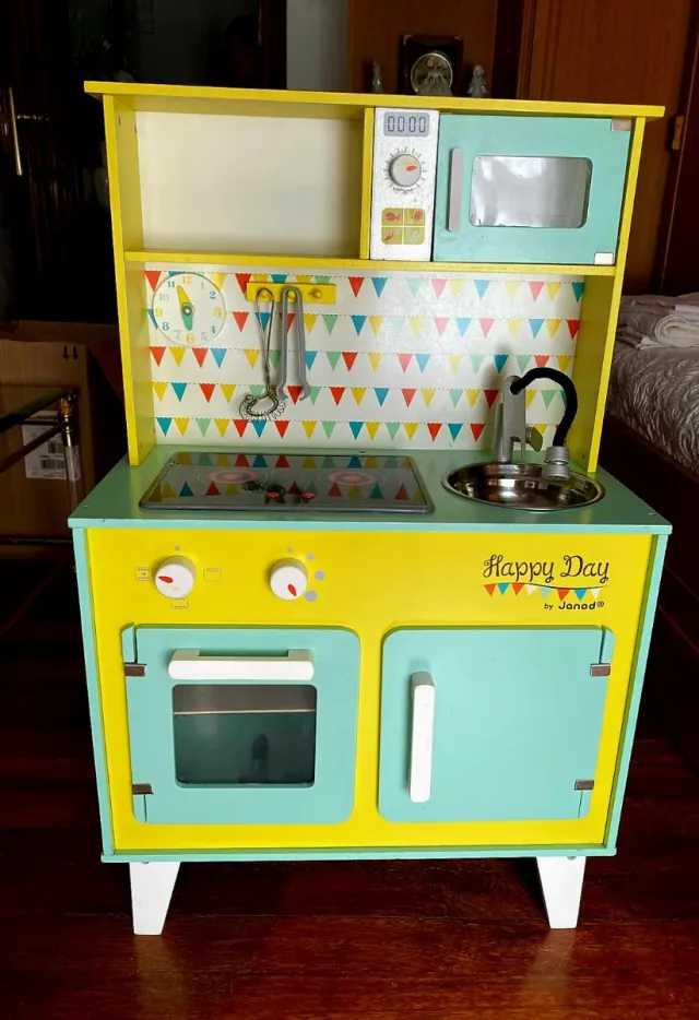 Cocina de madera de juguete Happy Day