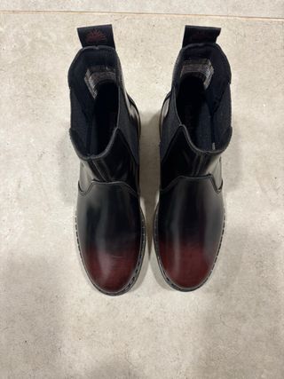 Botas Timberland negras y rojas