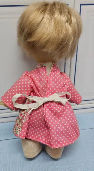 Muñeca May de Famosa 