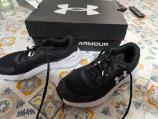 Zapatillas Under Armour Talla 36.5