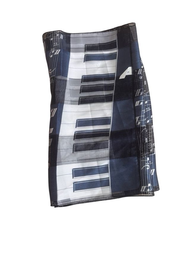 Pañuelo foulard notas musicales y piano