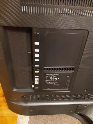 Televisor led Samsung 43 kU