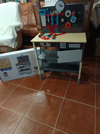 Banco trabajo madera para niños completo.nuevo.caj