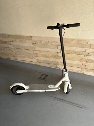 Patinete Xiaomi Mi Electric Scooter 365