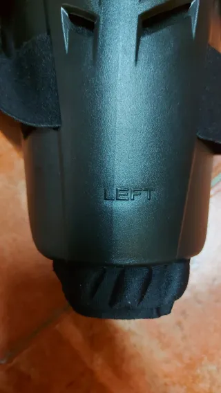 Joelheiras Off Road SHOT