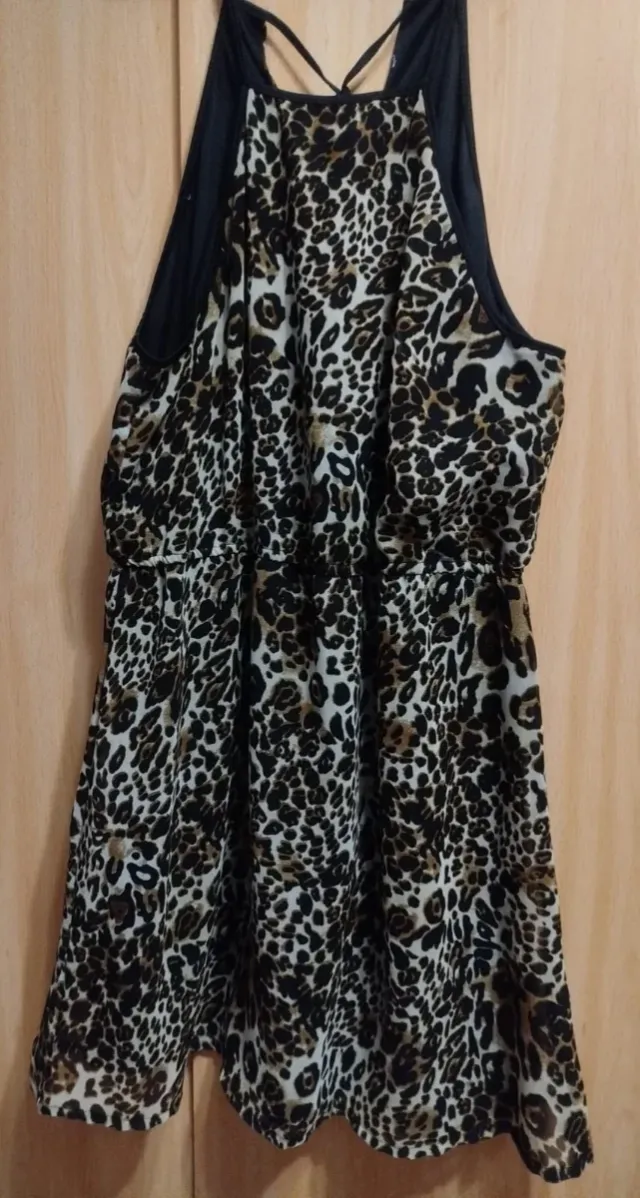 Vestido corto leopardo tirantes