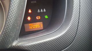 Toyota Urban Cruiser 2010