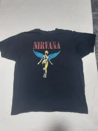 T-shirt Nirvana Vintage Tamanho L Preta