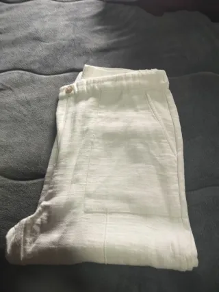 Pantalones blancos