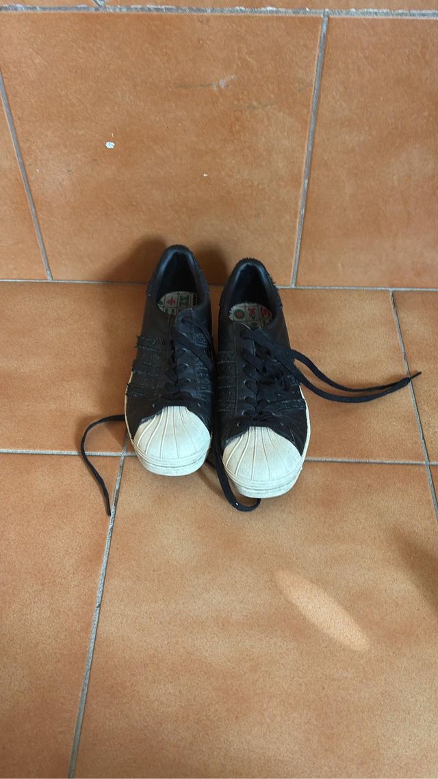 Zapatillas Adidas Superstar Negras Blancas