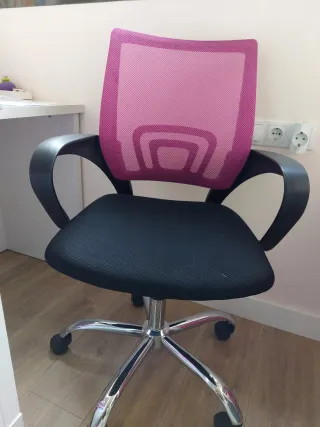 Silla de escritorio ergonómica rosa y negra