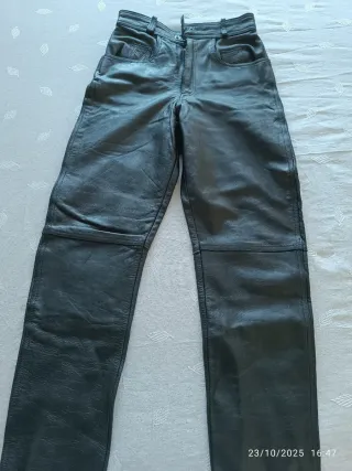 Pantalón de piel auténtica