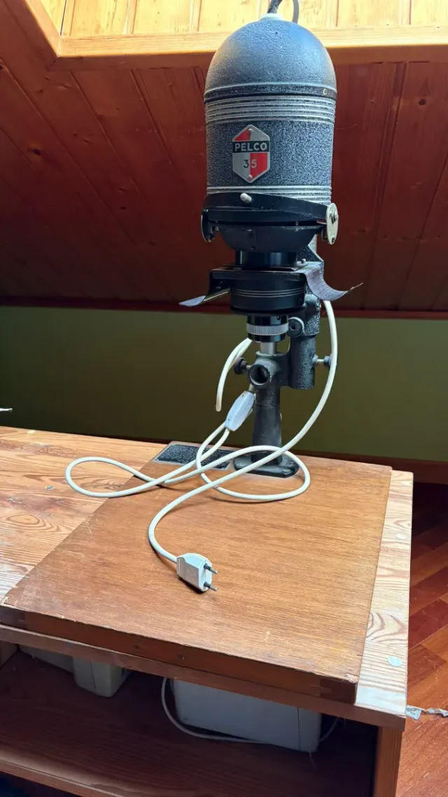 Ampliador fotográfico Pelco 35