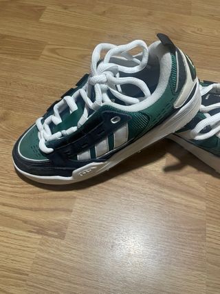 Zapatillas Adidas Negras y Verdes