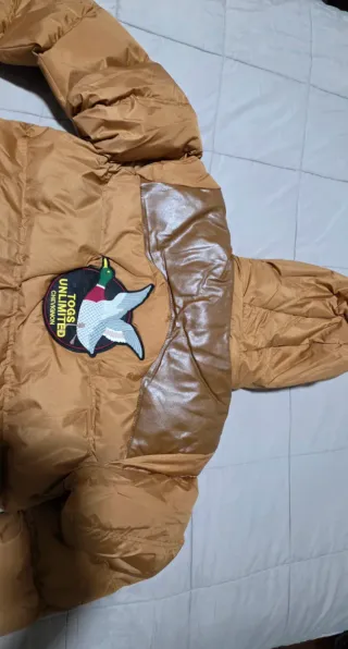 Chaqueta Acolchada con Capucha Chevignon Camel.