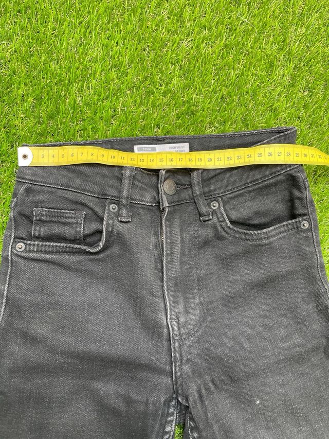 2 Pantalónes vaqueros de pitillo