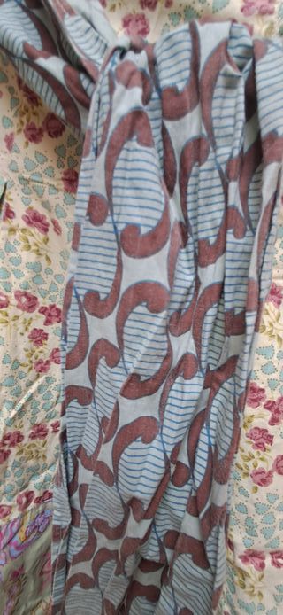 Falda LAGA floral verde y rosa