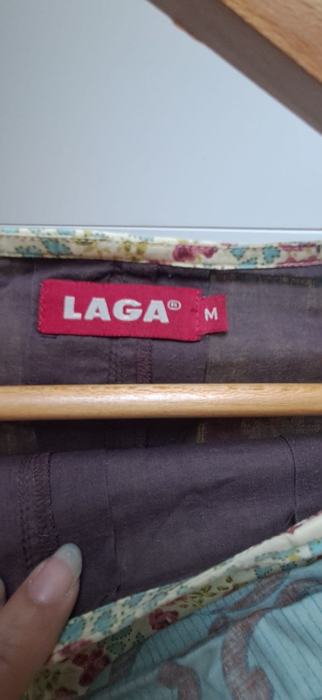 Falda LAGA floral verde y rosa