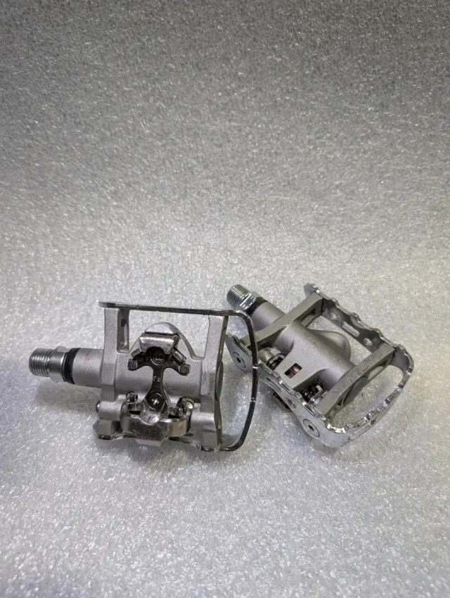 Pedales Shimano M324 SPD Mixtos MTB