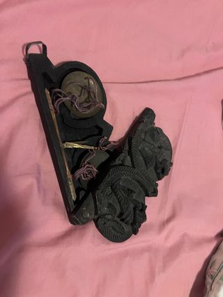 Antigüedad tallada en madera