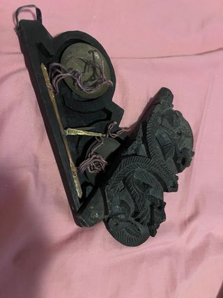 Antigüedad tallada en madera