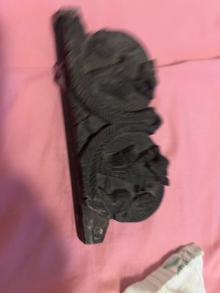 Antigüedad tallada en madera