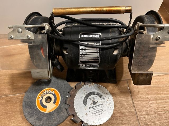 Esmeriladora Black & Decker