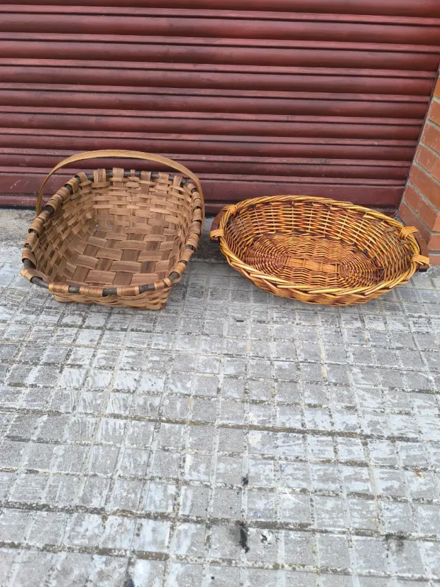 Cesta ovalada de mimbre