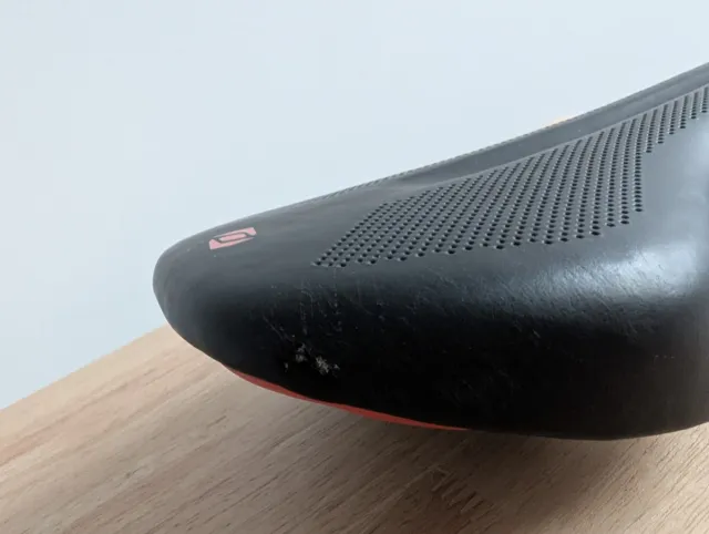 SILLÍN SYNCROS BELCARRA Negro